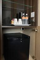 AMRISE HOTEL KITCHENER