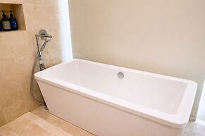 AMRISE HOTEL KITCHENER
