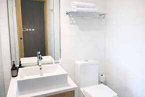 AMRISE HOTEL KITCHENER