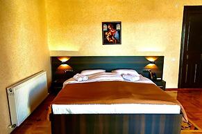 Hotel History