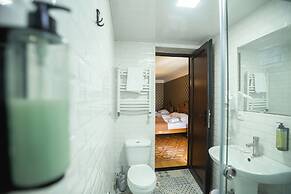 Hotel History
