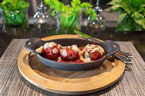 Cambria Hotel Spokane Airport