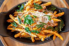 Cambria Hotel Spokane Airport