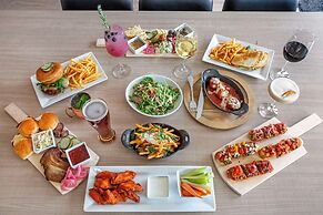 Cambria Hotel Spokane Airport