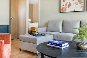 Cambria Hotel Burbank Airport