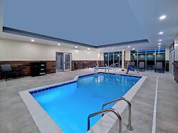 Fairfield by Marriott Inn & Suites Omaha at MH Landing