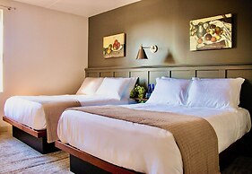 Meeting House Boutique Hotel