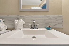 The Villas at Madeira near the Beach