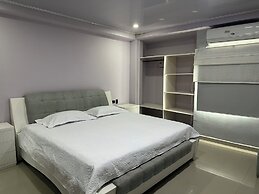 Jhonny Cay Collection Apartment