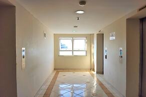 Queen Room 2 @ Grand Center Point Apartment