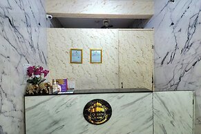 Queen Room 2 @ Grand Center Point Apartment