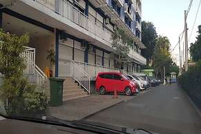 Queen Room 2 @ Grand Center Point Apartment