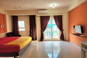 Queen Room 2 @ Grand Center Point Apartment