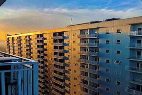 Queen Room 2 @ Grand Center Point Apartment