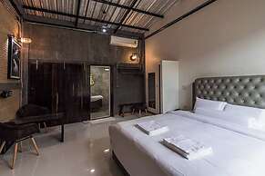 Na Klongluang Boutique Resort