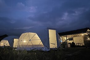 Borobudur Luxury Glamping