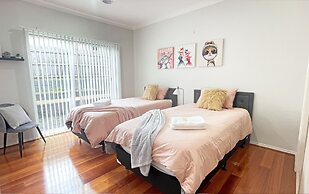 Hallam 5BRM Rental Entire House