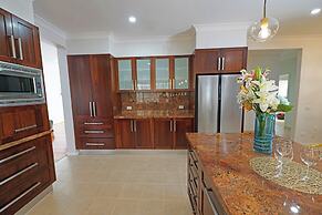 Hallam 5BRM Rental Entire House