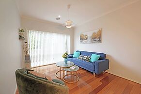 Hallam 5BRM Rental Entire House