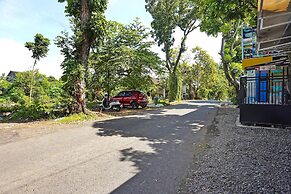 SPOT ON 92476 Sobat Ijen Traveller Homestay