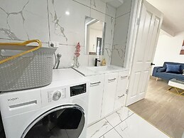 Mentone Compact Backyard Cabin Beachside