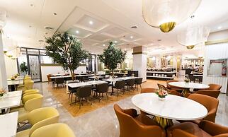 UMA Hotel and Residences