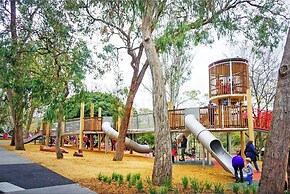 Maroondah 3BR Brick House
