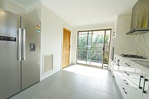 Maroondah 3BR Brick House