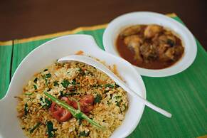 Tudor Barn - Little England Cottages