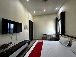 OYO 1199 Dung Quyen Hotel