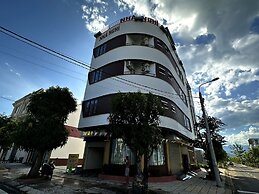 OYO 1199 Dung Quyen Hotel