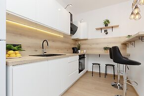 Cozy Oczapowskiego by Renters