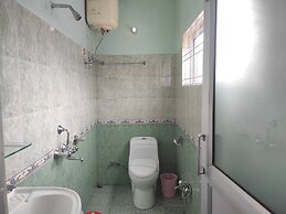 Hotel Tawang Holiday