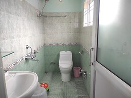 Hotel Tawang Holiday