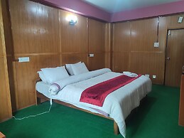 Hotel Tawang Holiday