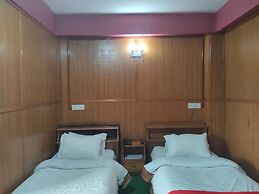 Hotel Tawang Holiday