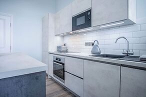 No. 6 Croft House - 1 Bedroom Apartment - Tenby