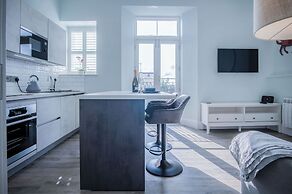 No. 6 Croft House - 1 Bedroom Apartment - Tenby