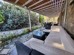 Eco Secluded Hand Built Stone House in an Oasis
