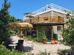 Eco-friendly Villa - Hot Tub, Forest & Sea Access