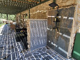 Eco-friendly Villa - Hot Tub, Forest & Sea Access
