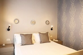 Donna Consiglia Design Apartment by Wonderful Italy