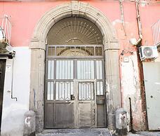 Donna Consiglia Design Apartment by Wonderful Italy