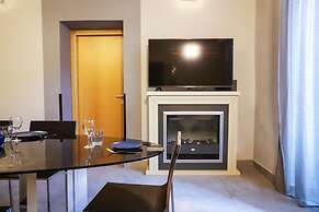 Donna Consiglia Design Apartment by Wonderful Italy