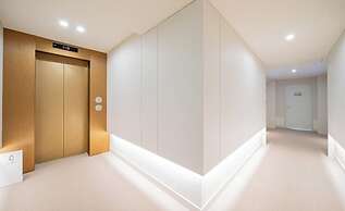 Denbastar Hotel-Kyungnam University Branch