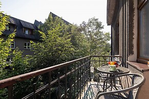 Apartments on Krupówki by Renters