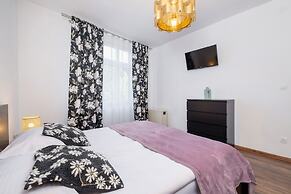 Apartments on Krupówki by Renters