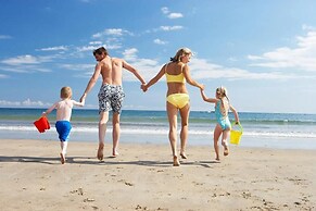 2br-sleeps6-wifi-freeparking-holidaypark
