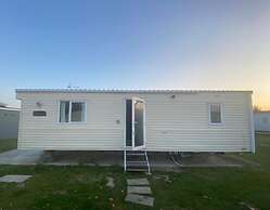 2br-sleeps6-wifi-freeparking-holidaypark