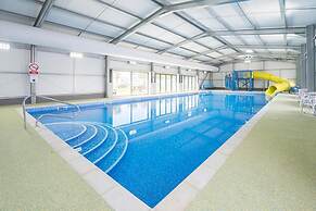 2br-sleeps6-wifi-freeparking-holidaypark